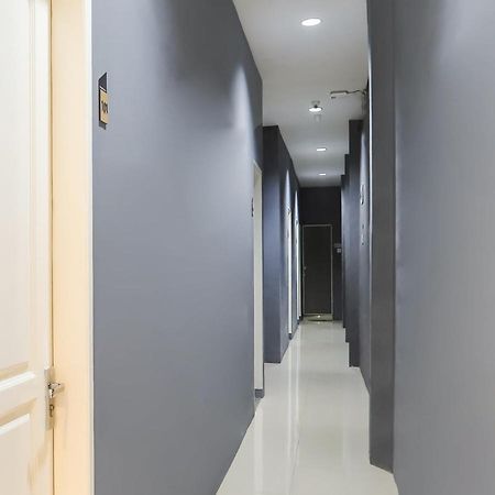 Oyo 3492 Mandala Residence ميدان المظهر الخارجي الصورة