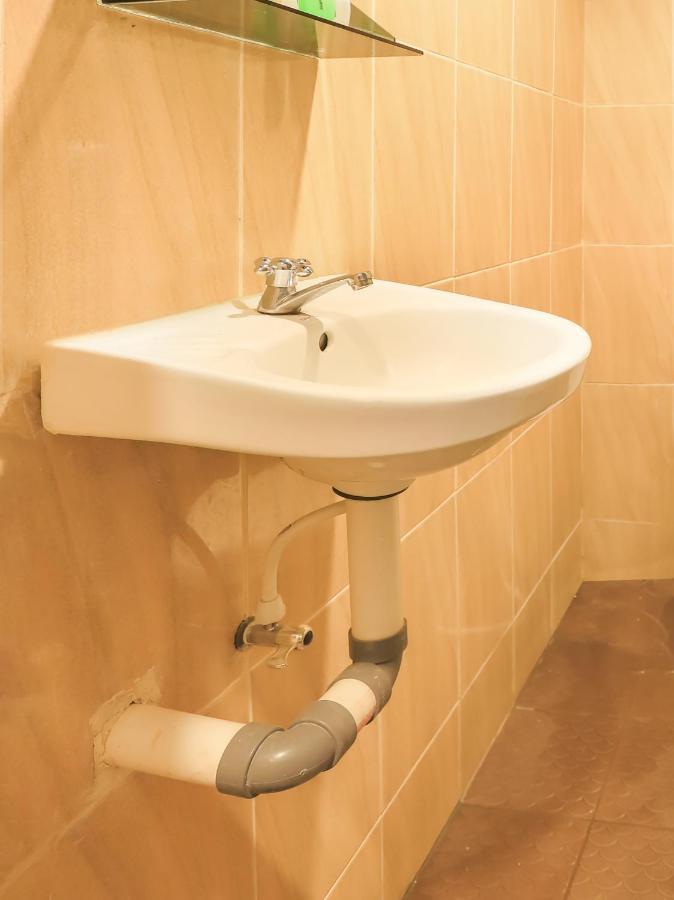 Oyo 3492 Mandala Residence ميدان المظهر الخارجي الصورة