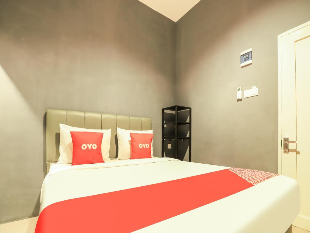 Oyo 3492 Mandala Residence ميدان المظهر الخارجي الصورة